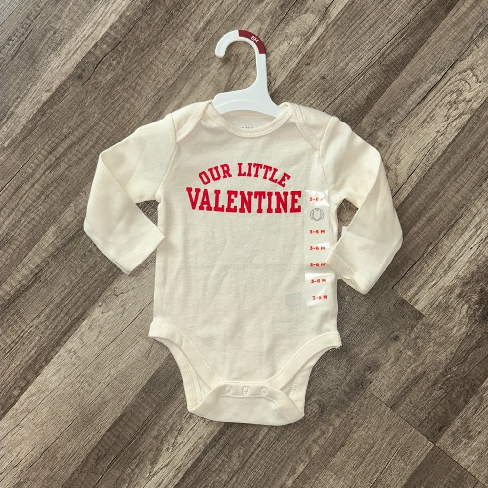 **New Item In! NEW Old Navy Valentine Cream and Red Unisex Baby Bodysuit